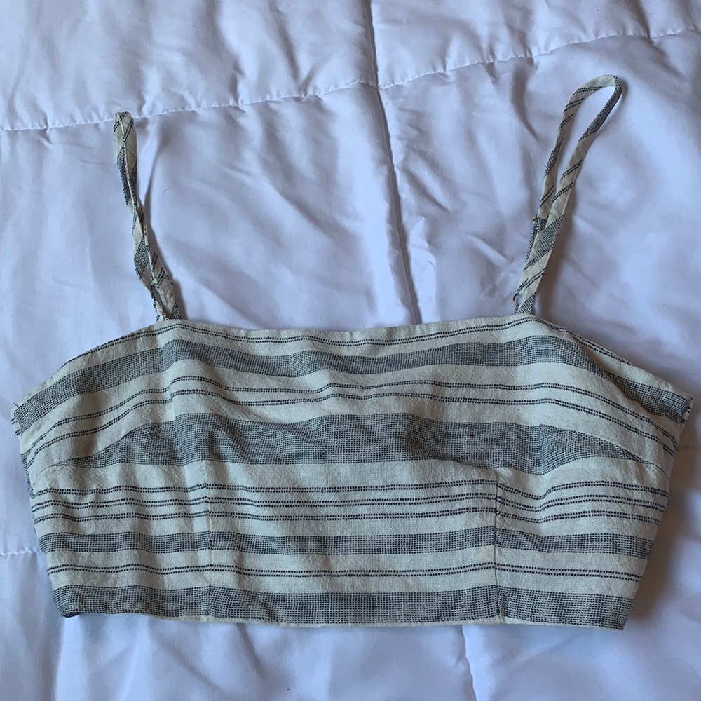 Super cute crop top that ties in the back